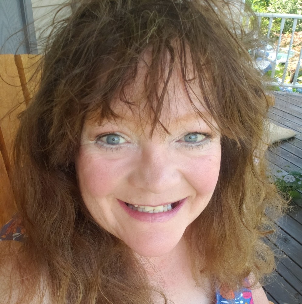 Meet your Posher, Amy lou